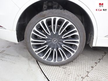 Lincoln Aviator 2022 — صورة 48