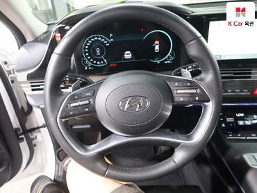 2022 - hyundai grandeur