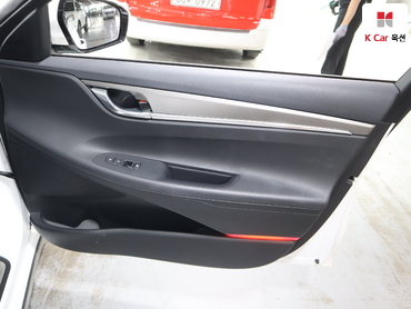 2022 - hyundai grandeur
