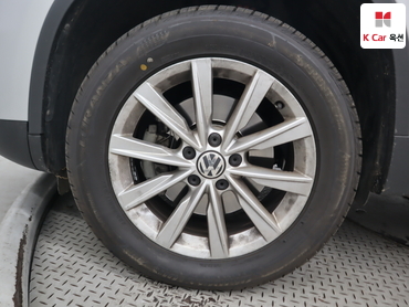 2014 - volkswagen tiguan