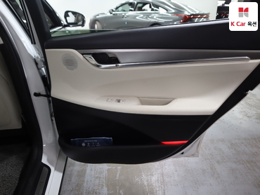 2022 - hyundai grandeur