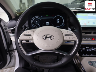 2022 - hyundai grandeur