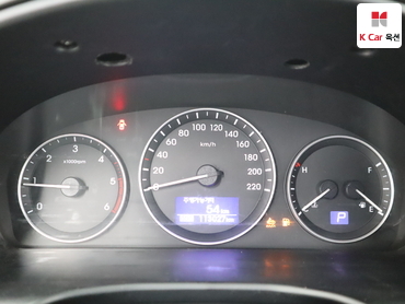2021 - hyundai grand starex