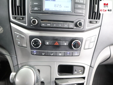 2021 - hyundai grand starex