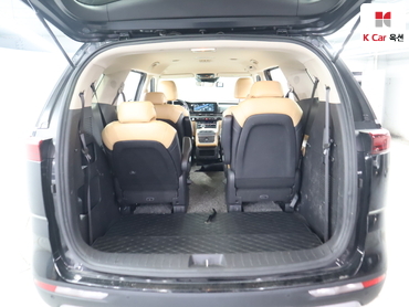 2022 - kia carnival