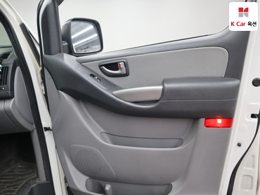 2021 - hyundai grand starex