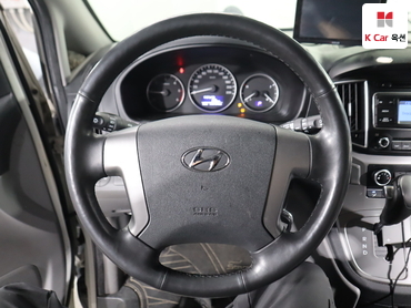 2021 - hyundai grand starex