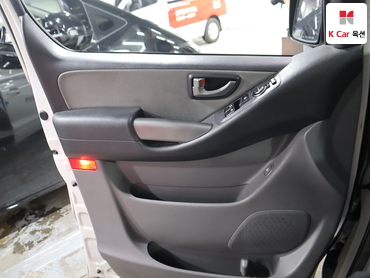 2021 - hyundai grand starex