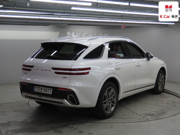 2023 - genesis gv70