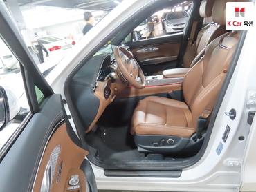 2023 - genesis gv70