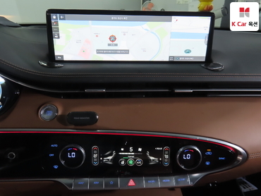 2023 - genesis gv70
