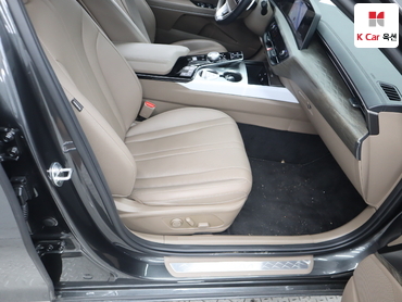 2023 - kia k8