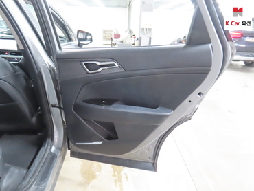 2023 - kia sportage