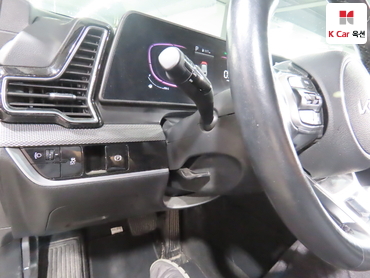 2023 - kia sportage