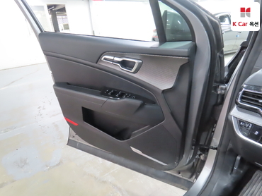 2023 - kia sportage