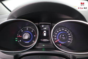 2014 - hyundai max cruze