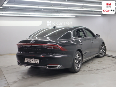 2022 - hyundai grandeur