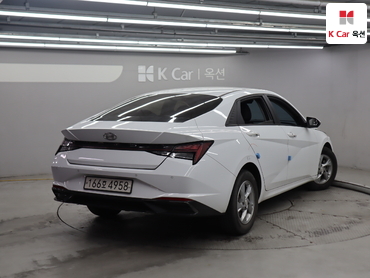 2021 - hyundai avante