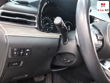 2021 - kia k5