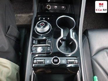 2021 - kia k5