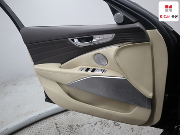 2022 - kia k9