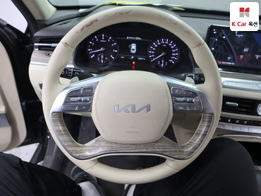 2022 - kia k9