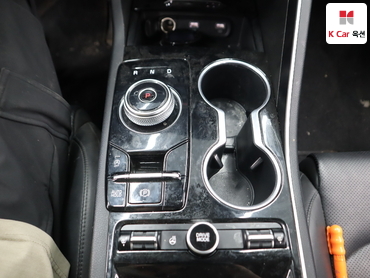 2022 - kia k5