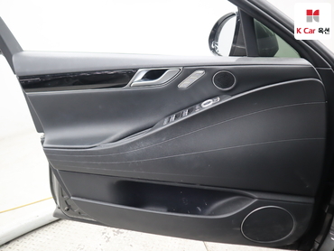 2022 - genesis g80