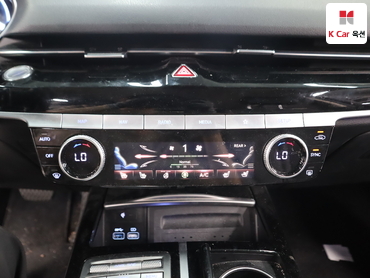 2022 - genesis g80