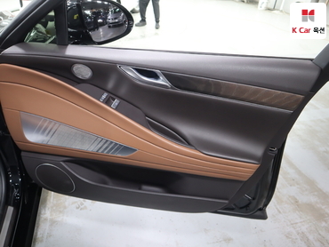2022 - genesis g80