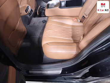2022 - genesis g80
