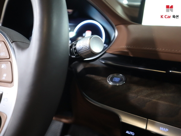 2022 - genesis g80