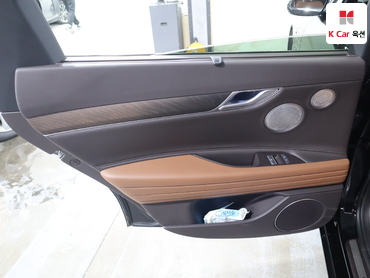 2022 - genesis g80