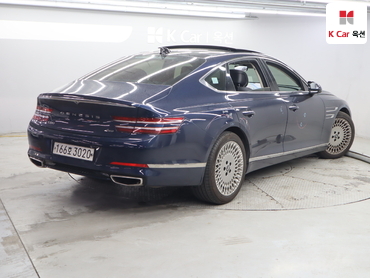 2021 - genesis g80