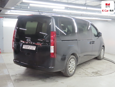 2024 - hyundai staria