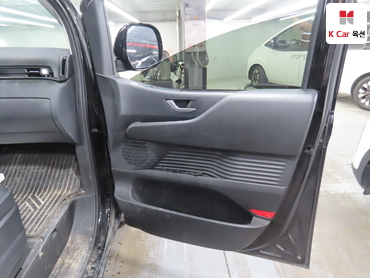 2024 - hyundai staria