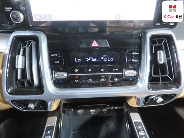 2023 - kia sorento