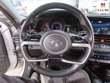2021 - hyundai avante