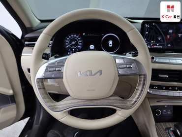 2022 - kia k9