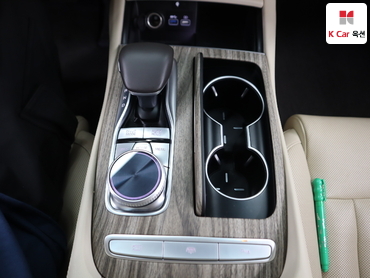 2022 - kia k9