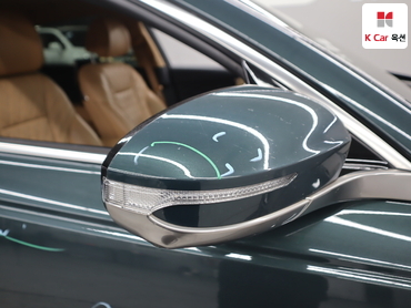 2022 - kia k9