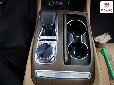 2022 - kia k9