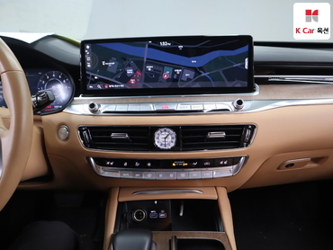 2022 - kia k9