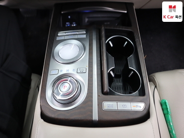 2021 - genesis g80
