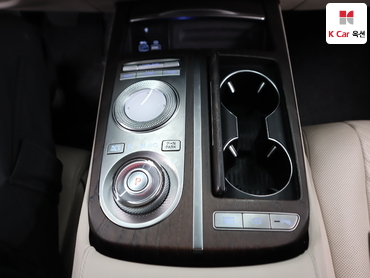 2022 - genesis g80