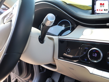 2021 - genesis gv70