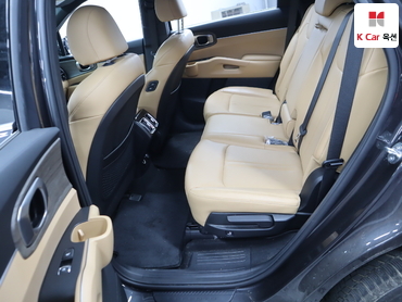 2023 - kia sorento