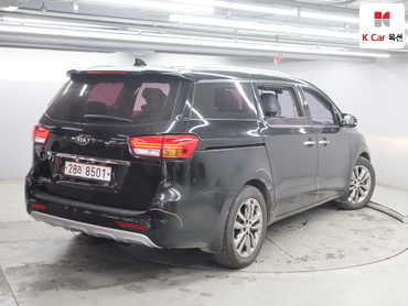 2018 - kia carnival