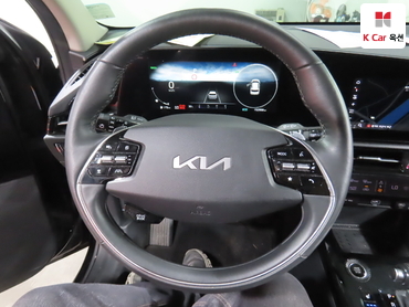 2022 - kia niro