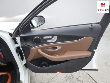 2023 - mercedes-benz e250